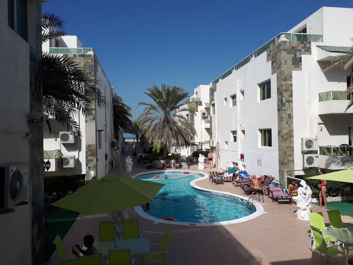 Green House Resort Шарджа Экстерьер фото