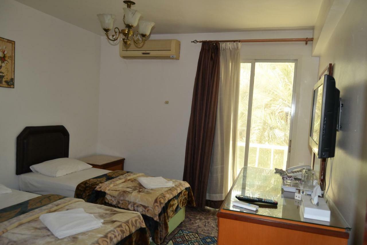 Green House Resort Шарджа Экстерьер фото