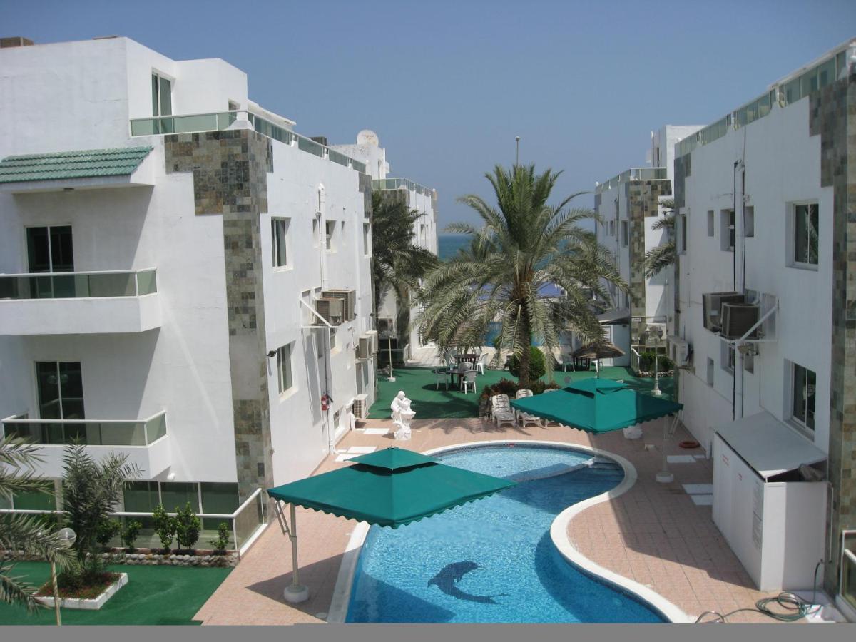 Green House Resort Шарджа Экстерьер фото